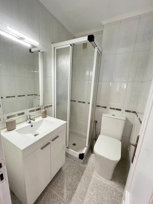 Apartamento El Fontan, Parking Gratuito Gijon Exterior photo